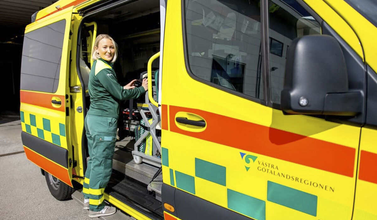 Ambulanssjukvårdare bild
