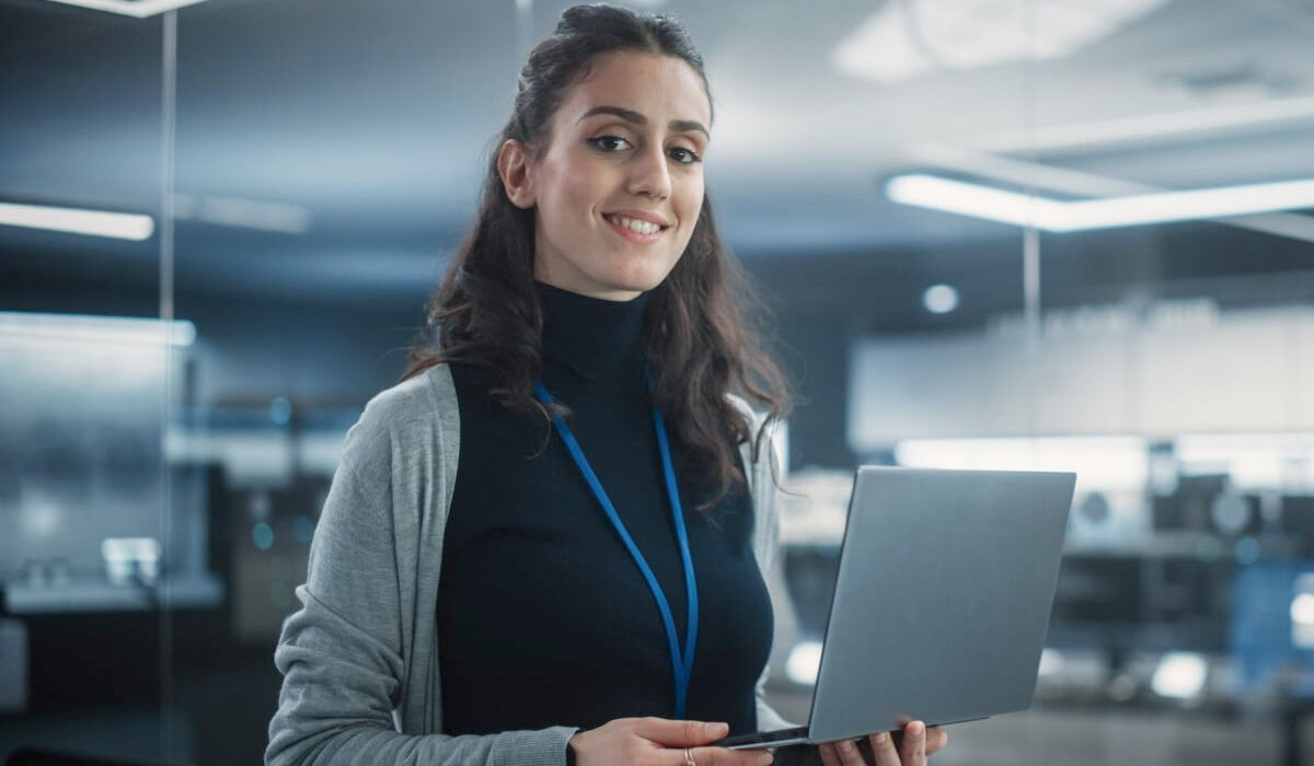 Pythonutvecklare inom AI bild