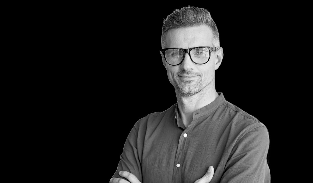 Specialistundersköterska inom vård och omsorg av äldre bild