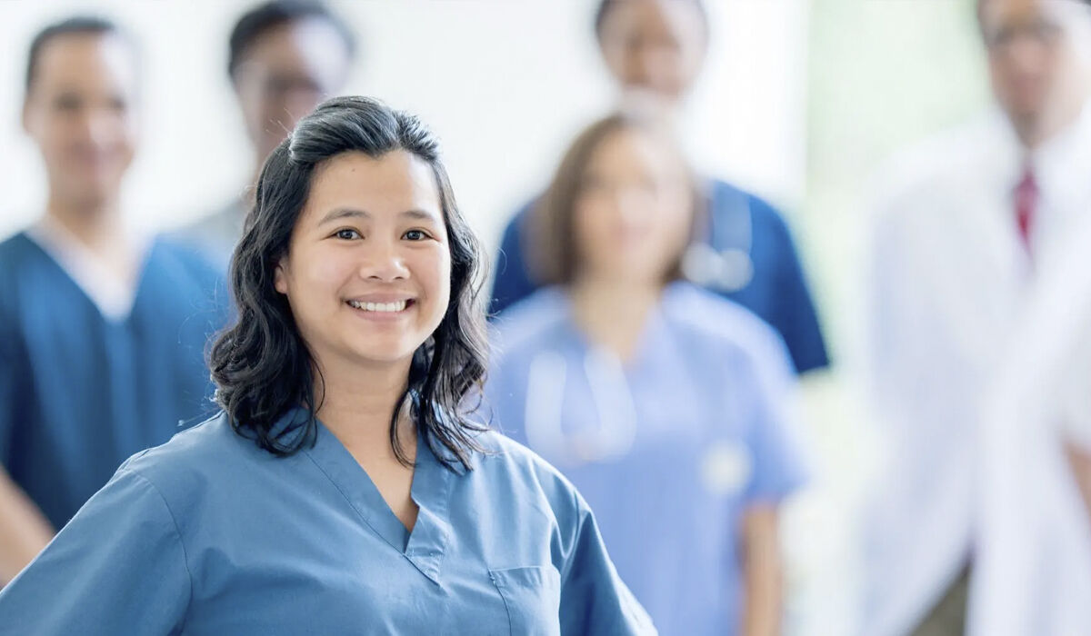 Specialistundersköterska inom vård och omsorg av äldre bild