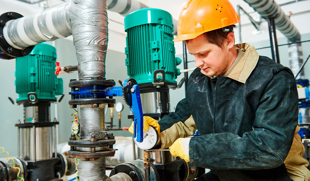 Värmepumpstekniker bild